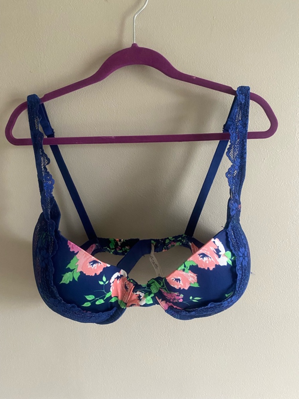 Floral Lace-Trim Navy Underwire Bra with Pink Accent